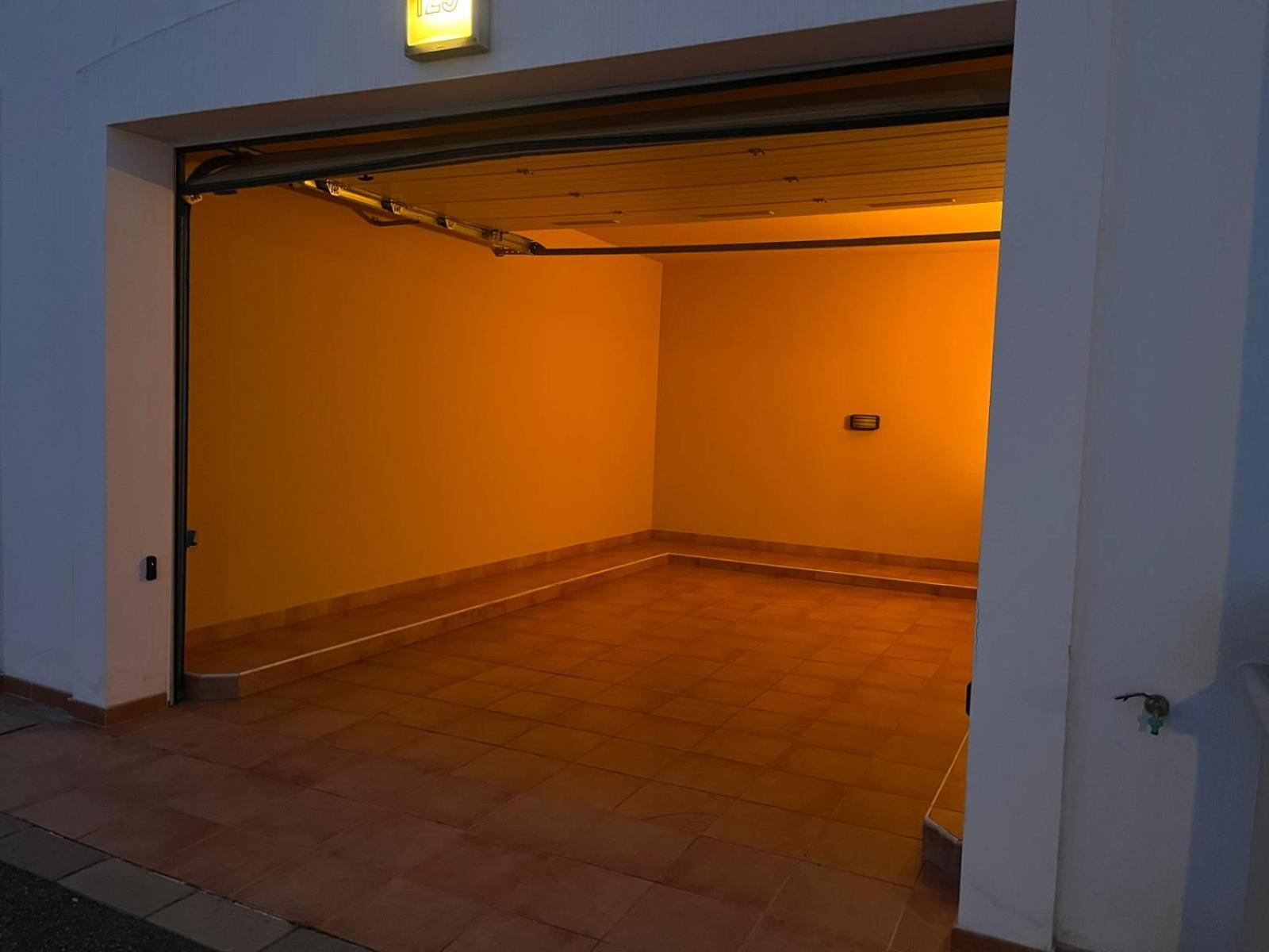 Hotel Alkalat Alcala de Guadaira Bagian luar foto