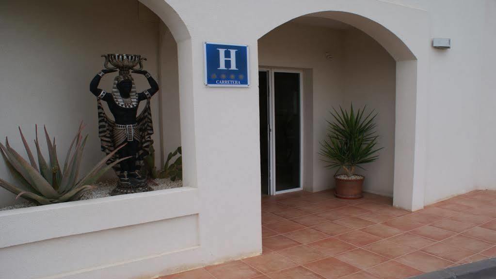 Hotel Alkalat Alcala de Guadaira Bagian luar foto